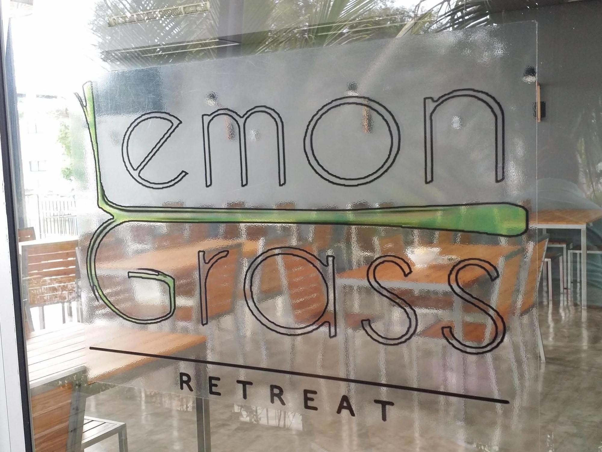 Lg Lemon Grass Praia de Jomtien Exterior foto